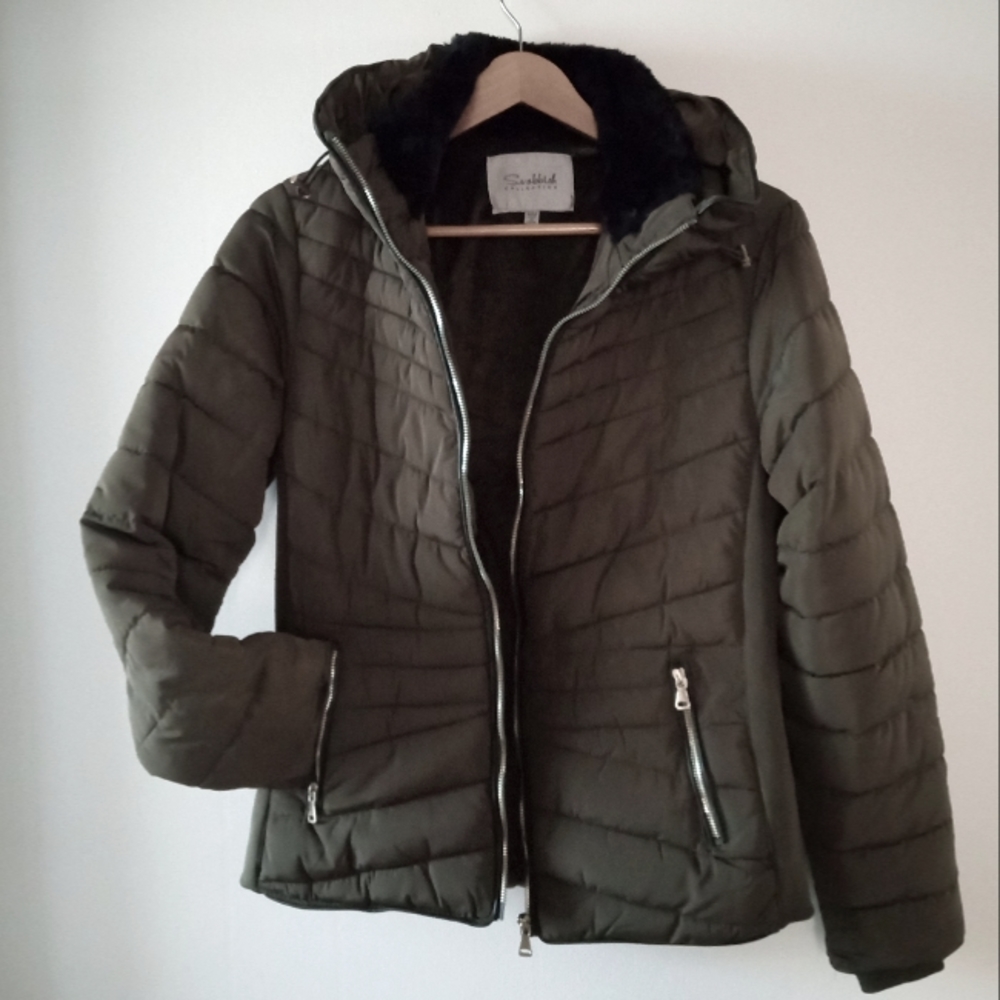 💚🫒Olive Khaki Green Puffer Coat Black Faux Fur Collar | Snobbish | Size M 🫒💚